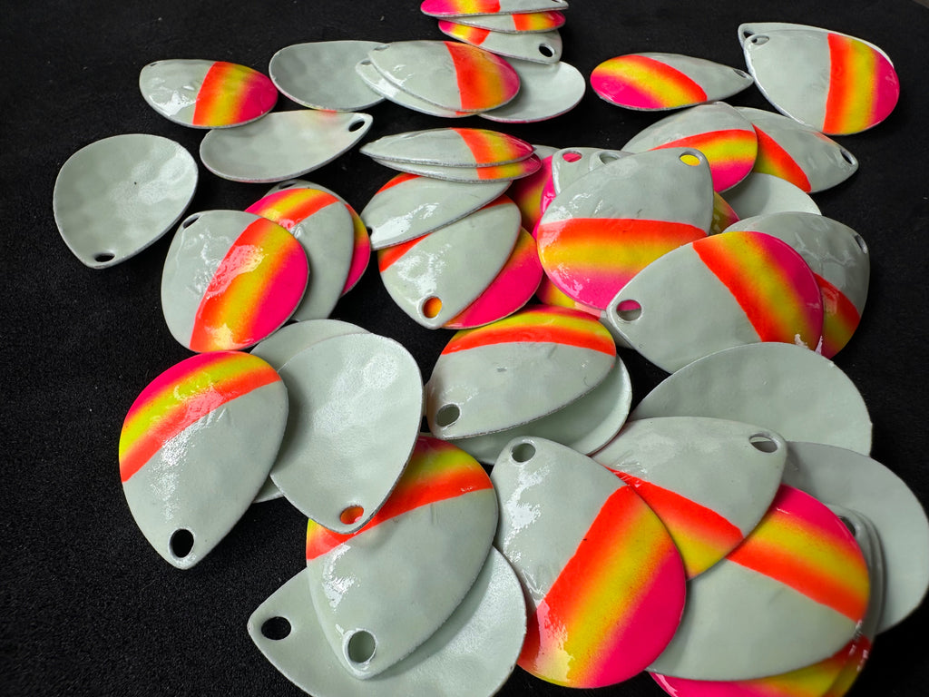 #3.5 Colorado "GLOW Pink TR" Spinner Blade (Single Blade)