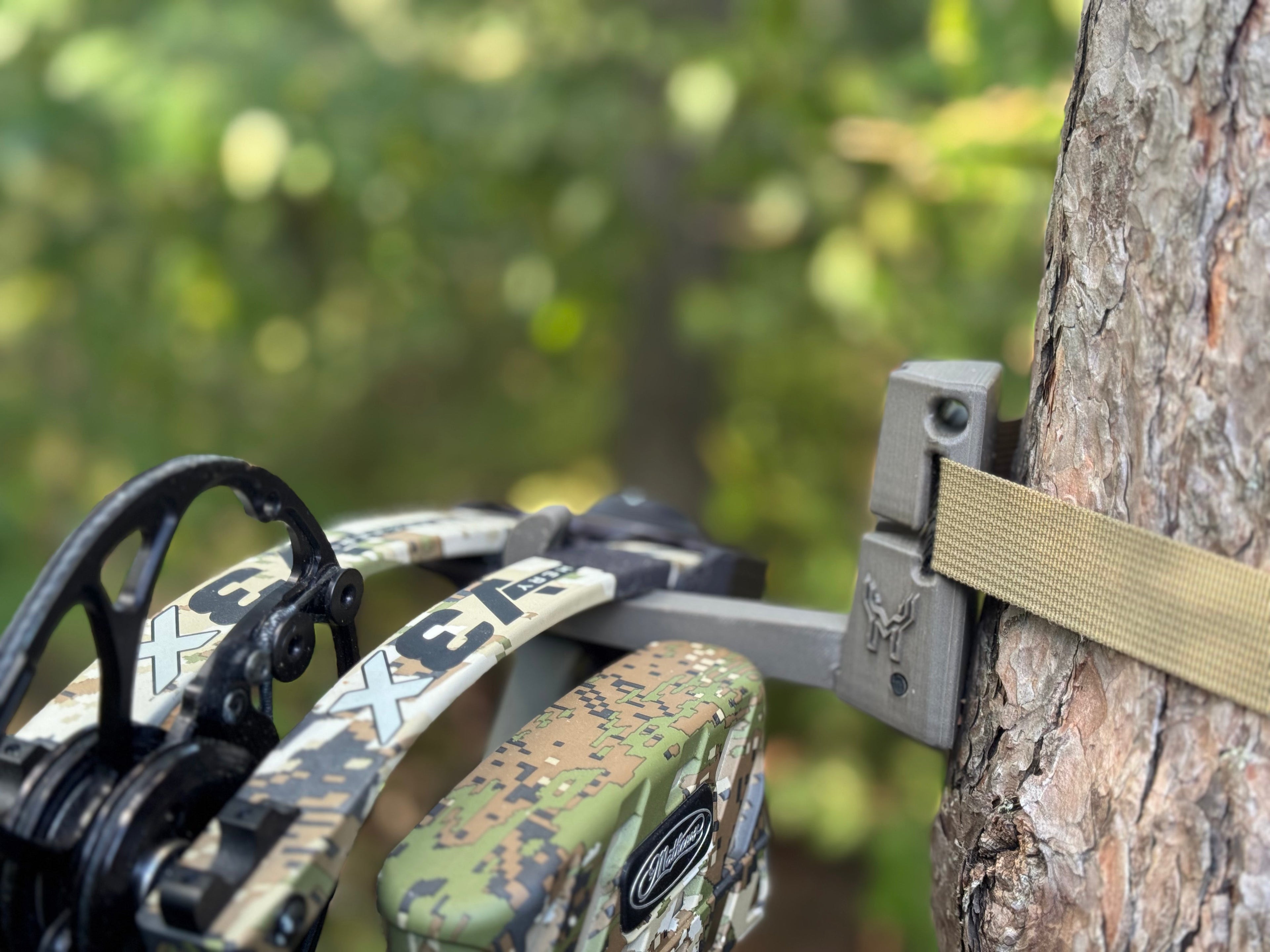 Folding Bow Hook