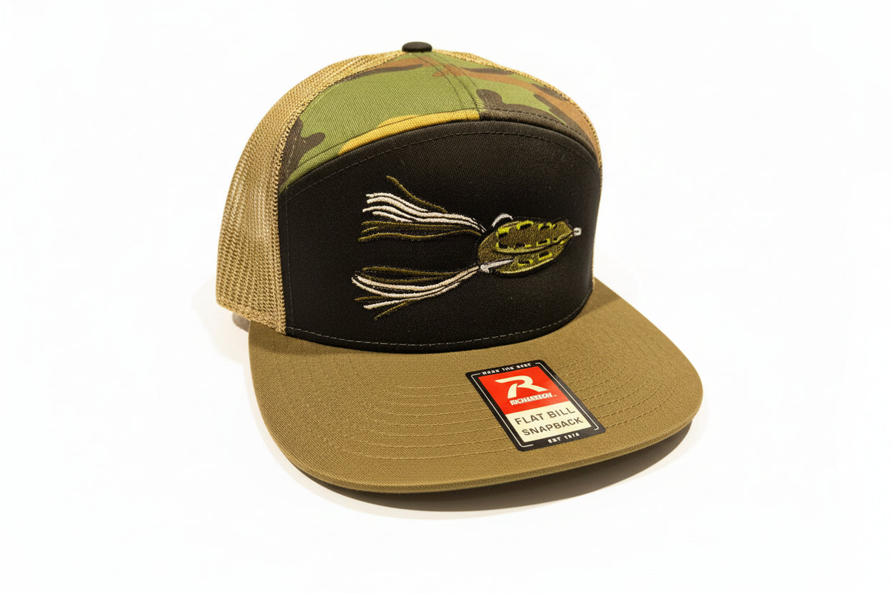 Topwater Frog Lure Bass Fising Camo 7 Panel Hat
