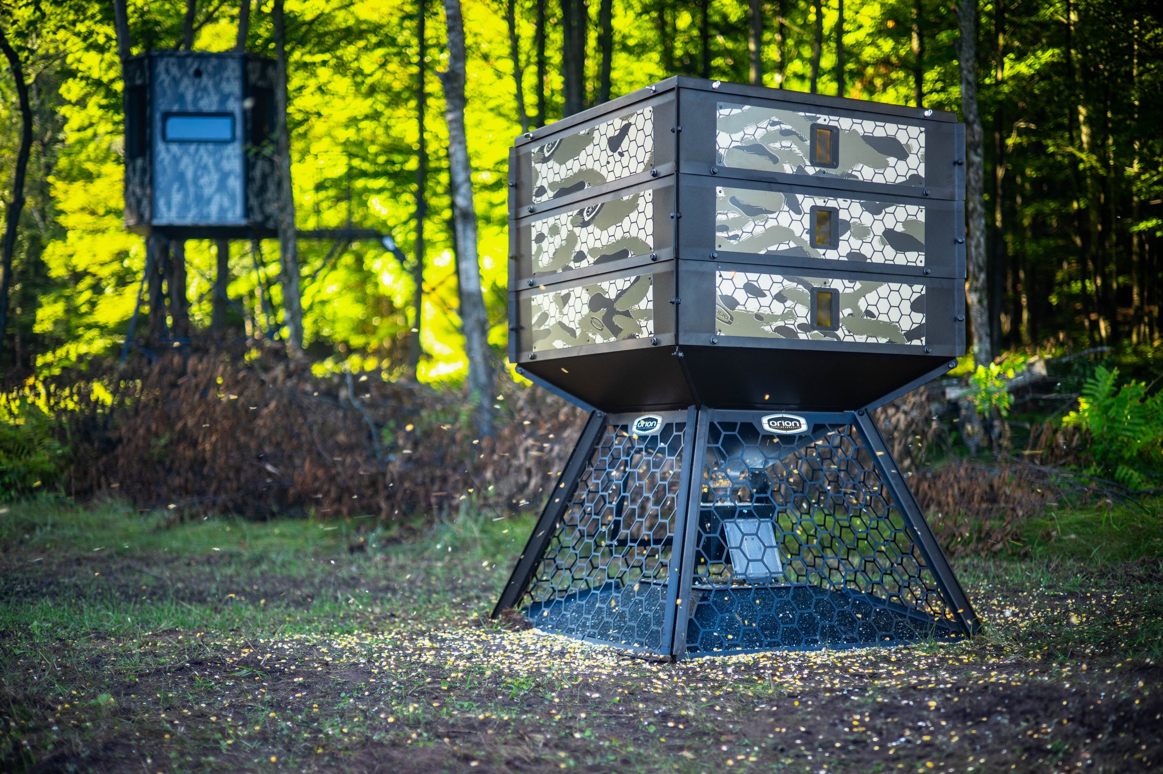 750lbs -  Orion Modular Stand and Fill Deer Feeder